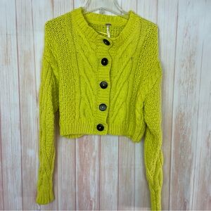 Free People Bright Yellow Chunky Cable Knit Cropped Sweater (M)